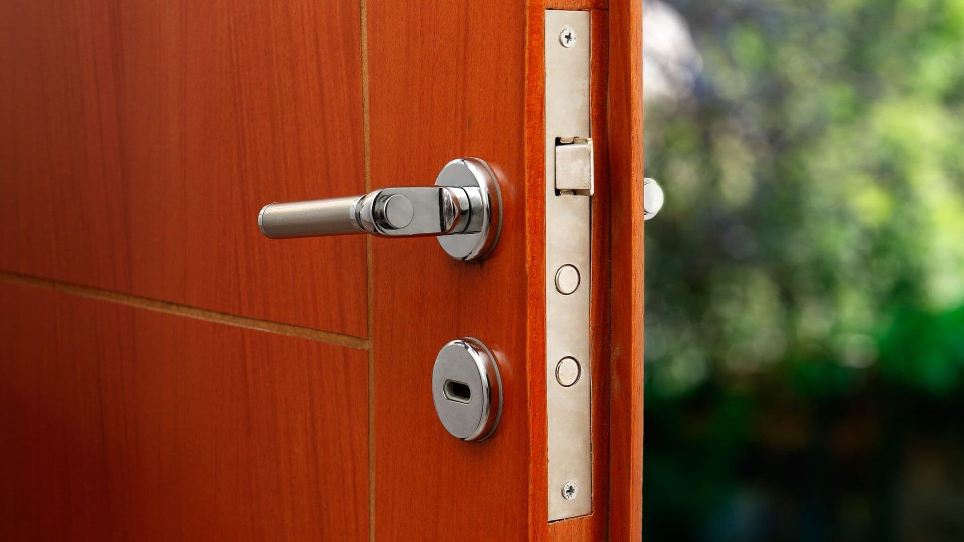 made-to-order-replacement-doors-newton-rjw-exteriors