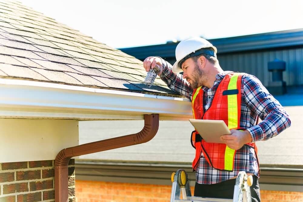 roof-maintenance-tips.jpg