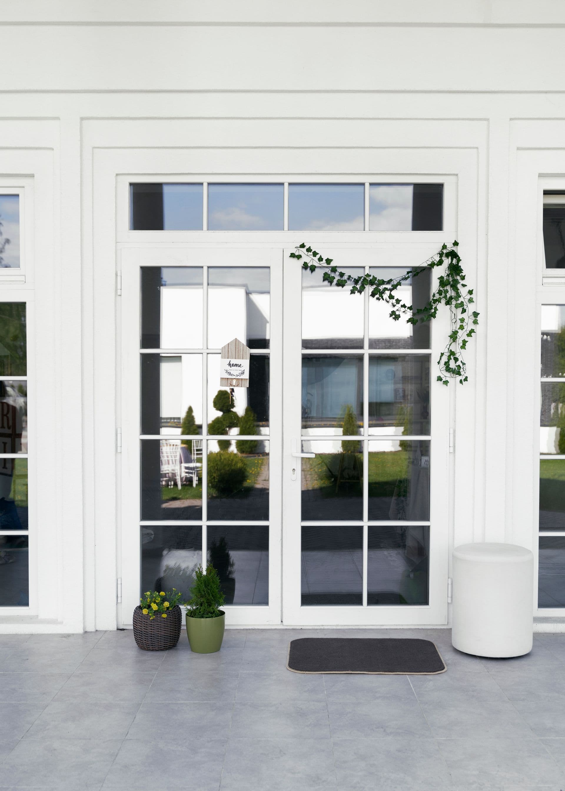 stylish-patio-doors-oak-ridge-RJW-Exteriors